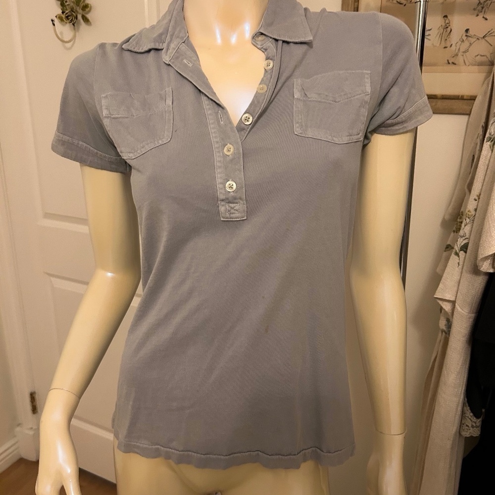 Ralph Lauren short  sleeve v-neck button blouse with dual front pockets